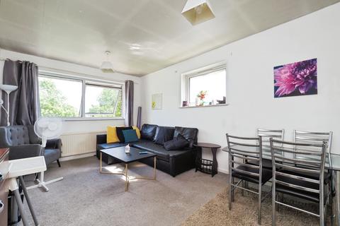 2 bedroom flat for sale, Conway Road, Carlton, Nottingham, NG4