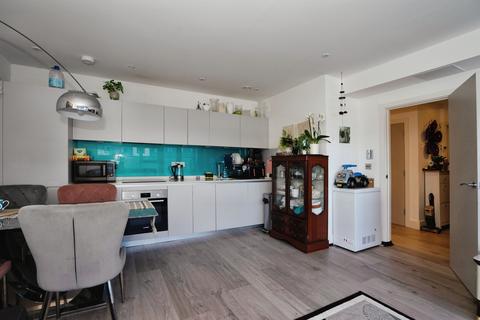 2 bedroom flat for sale, Lennox Road, WORTHING