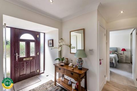 2 bedroom detached bungalow for sale, Sunderland Street, Tickhill, Doncaster