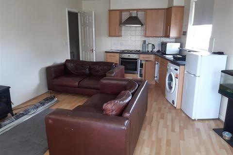 2 bedroom apartment for sale, Laygate, SOUTH SHIELDS