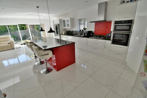 6 bedroom detached house for sale, Crescent Walk, West Parley, Ferndown, BH22