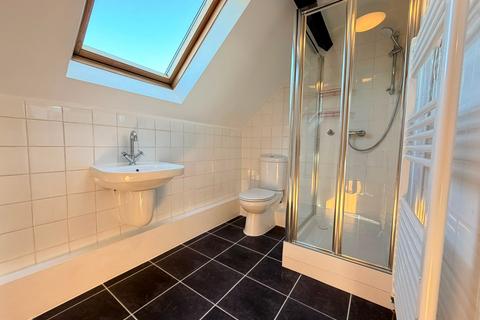 undefined, Cheltenham Road, Gloucester, GL2