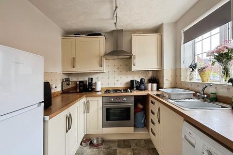 2 bedroom terraced house for sale, Marigold Close, Melksham