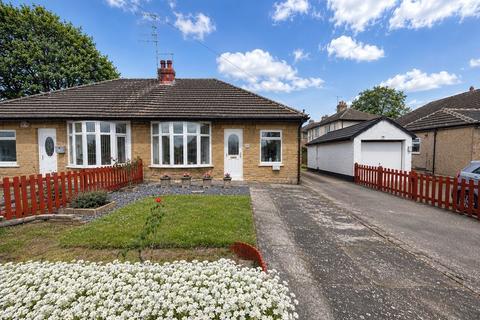 2 bedroom semi-detached bungalow for sale, Southlands Grove, Thornton, Bradford