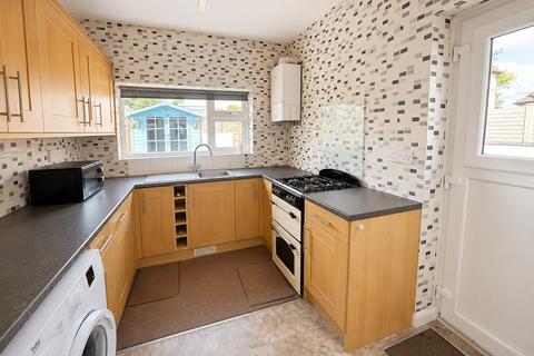 2 bedroom semi-detached bungalow for sale, Southlands Grove, Thornton, Bradford