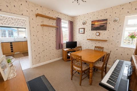 2 bedroom semi-detached bungalow for sale, Southlands Grove, Thornton, Bradford