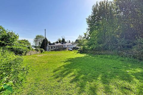 3 bedroom property with land for sale, Land with planning
