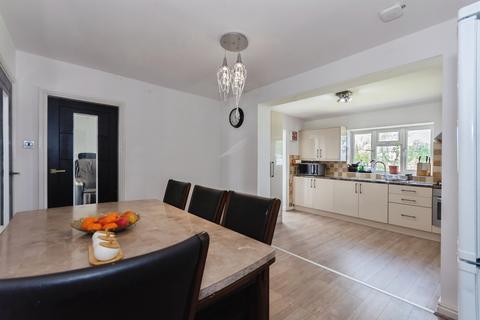 4 bedroom detached house for sale, Earlswood Common, Earlswood, Solihull