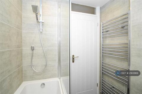4 bedroom maisonette to rent, Churchdown, Kingston Upon Thames, KT1
