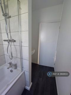 3 bedroom terraced house to rent, Caxton St, Barnsley, S70