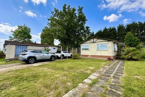 3 bedroom park home for sale, North End, Cummings Hall Lane, Noak Hill, Romford