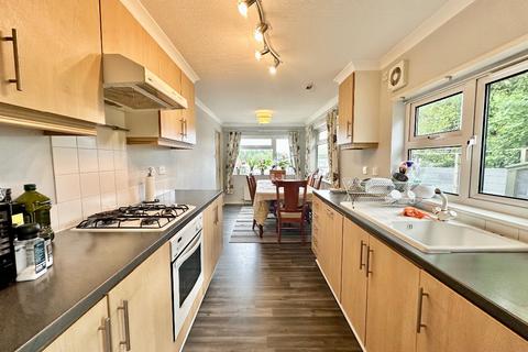 3 bedroom park home for sale, North End, Cummings Hall Lane, Noak Hill, Romford