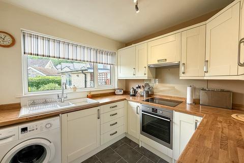 3 bedroom semi-detached house for sale, Caldercliffe Road, Huddersfield HD4