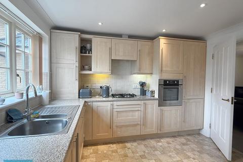 2 bedroom apartment for sale, Gatchell Oaks, Taunton