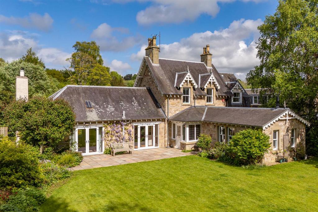 Craigmount Craigmount Park, Minto Hawick TD9 3 bed cottage for sale - £565,000