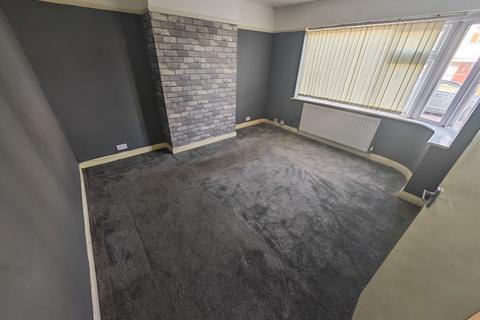 3 bedroom semi-detached house for sale, Goshawk Gardens, Hayes