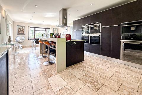 5 bedroom detached house for sale, Downhall Drive, Bridgwater TA6