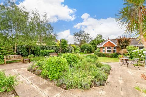 undefined, Fontwell Avenue, Chichester, West Sussex