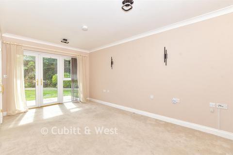 undefined, Fontwell Avenue, Chichester, West Sussex