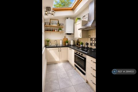 2 bedroom flat to rent, Islington, London, N19
