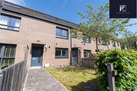 2 bedroom terraced house for sale, Ashgrove Street, Dalmarnock, Glasgow, G40 4PU