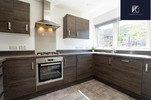 2 bedroom terraced house for sale, Ashgrove Street, Dalmarnock, Glasgow, G40 4PU