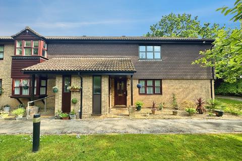 2 bedroom apartment for sale, Crowthorne Road, Bracknell, Berkshire