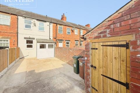 2 bedroom terraced house to rent, Sycamore Street, Barnsley