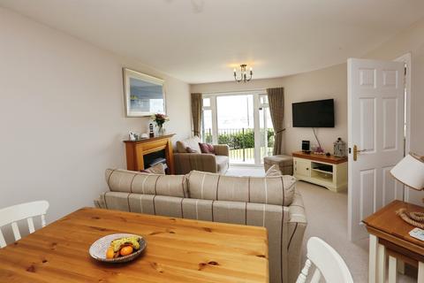 2 bedroom ground floor flat for sale, Vanguard Road, Gosport