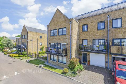 2 bedroom flat for sale, Church Lane, Chatham ME4