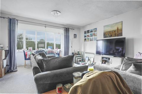 2 bedroom flat for sale, River Meads, Stanstead Abbotts, SG12