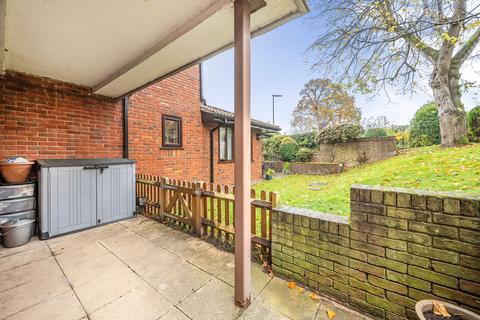 1 bedroom retirement property for sale, Oakmead Green, Epsom KT18