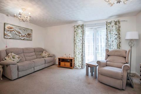 2 bedroom retirement property for sale, Kings Walk, Royston