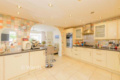 5 bedroom end of terrace house for sale, Sycamore Avenue, Sidcup, Kent