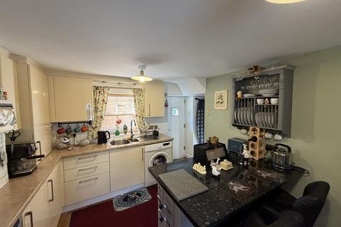 2 bedroom cottage for sale, Strand Street, Bangor, Gwynedd, LL57