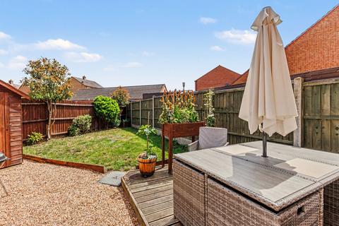 3 bedroom semi-detached house for sale, Cornflower Drive, Evesham WR11
