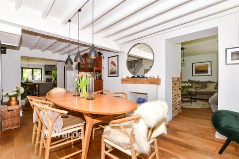 4 bedroom semi-detached house for sale, Warmlake Cottages, Maidstone ME17