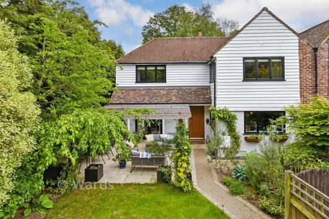 4 bedroom semi-detached house for sale, Warmlake Cottages, Maidstone ME17