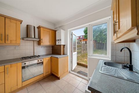 2 bedroom terraced house for sale, Camlan Road, Bromley