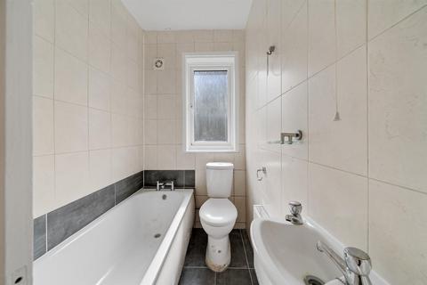 2 bedroom terraced house for sale, Camlan Road, Bromley