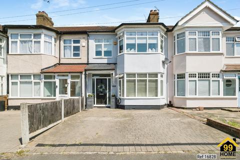 Cecil Avenue, Hornchurch, Essex, RM11