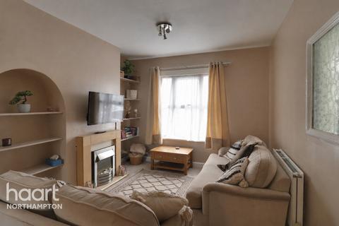 2 bedroom terraced house to rent, Alcombe Terrace, Northampton