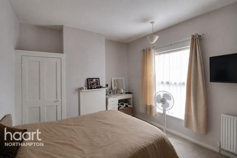 2 bedroom terraced house to rent, Alcombe Terrace, Northampton