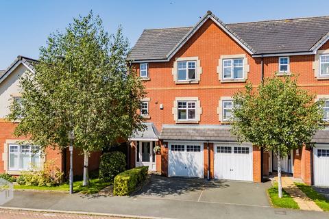 Townhouse - Coppice Close, Lostock, BL6