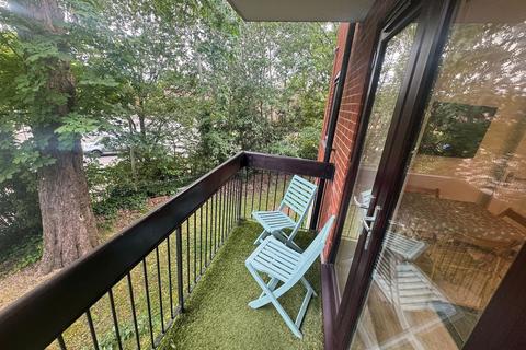 undefined, Wavel Place, London, SE26