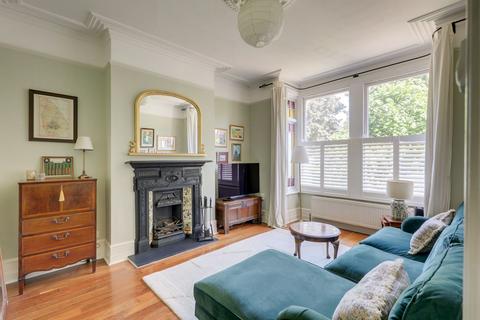 2 bedroom flat for sale, Micheldever Road, Hither Green, SE12