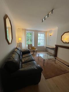 3 bedroom apartment to rent, Canongate, Edinburgh, EH8