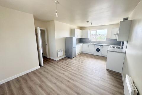 2 bedroom apartment to rent, Kinsey Road, Smethwick, B66