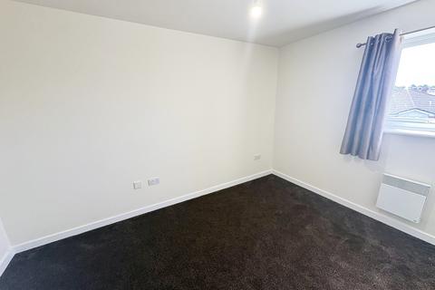 2 bedroom apartment to rent, Kinsey Road, Smethwick, B66