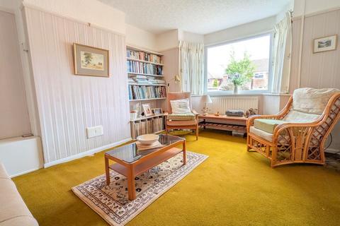 3 bedroom semi-detached house for sale, Prestwich Avenue, Worcester WR5